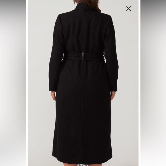 Estelle Charmed Robe Coat - Picture 2 of 12